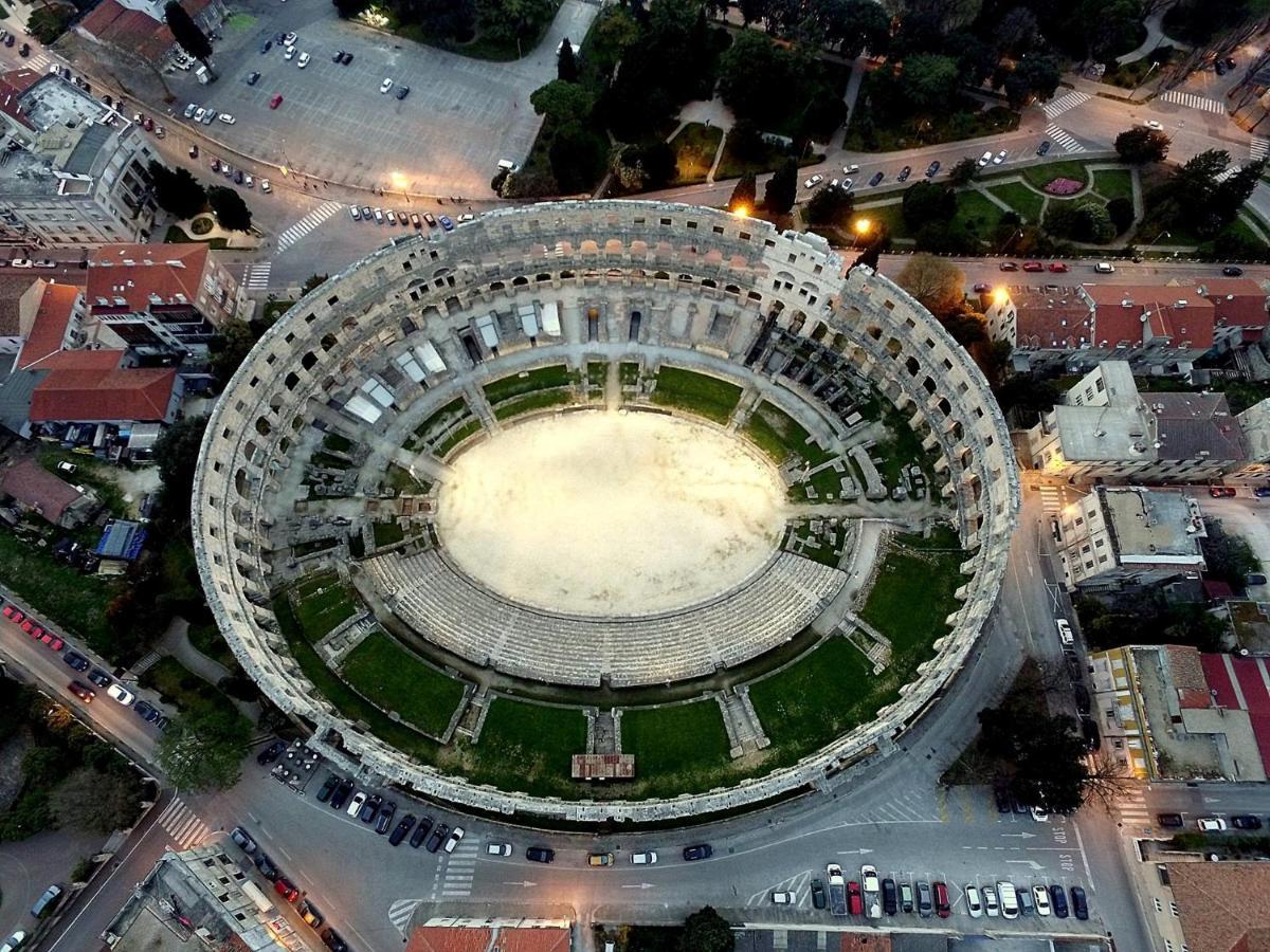Caveromane Pula Exterior photo